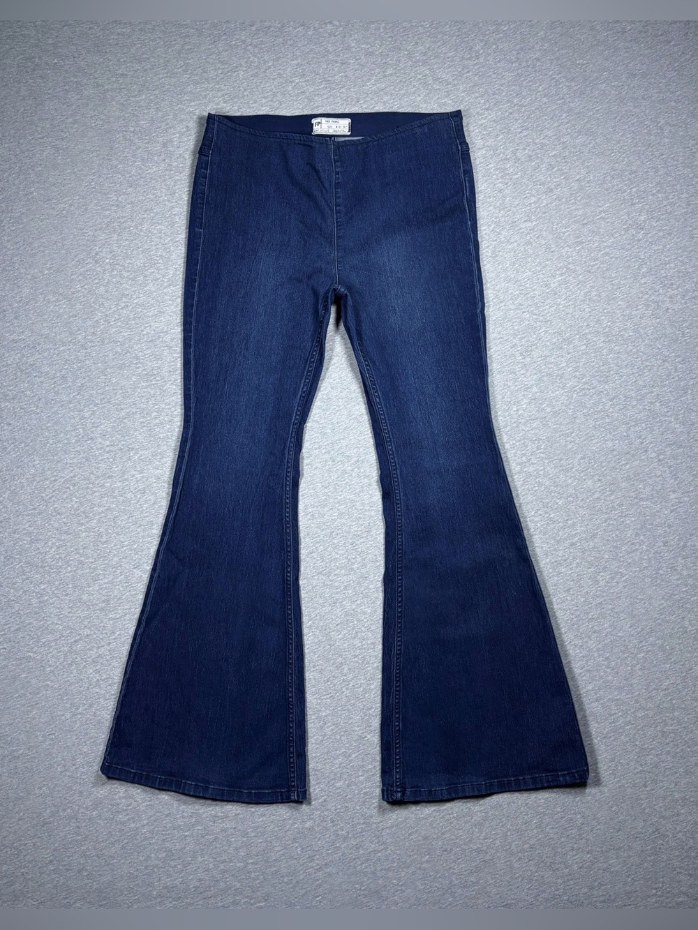 Free People Penny Pull On Flare Jeans Womens Size 31 Bell Bottom Blue Retro Boho